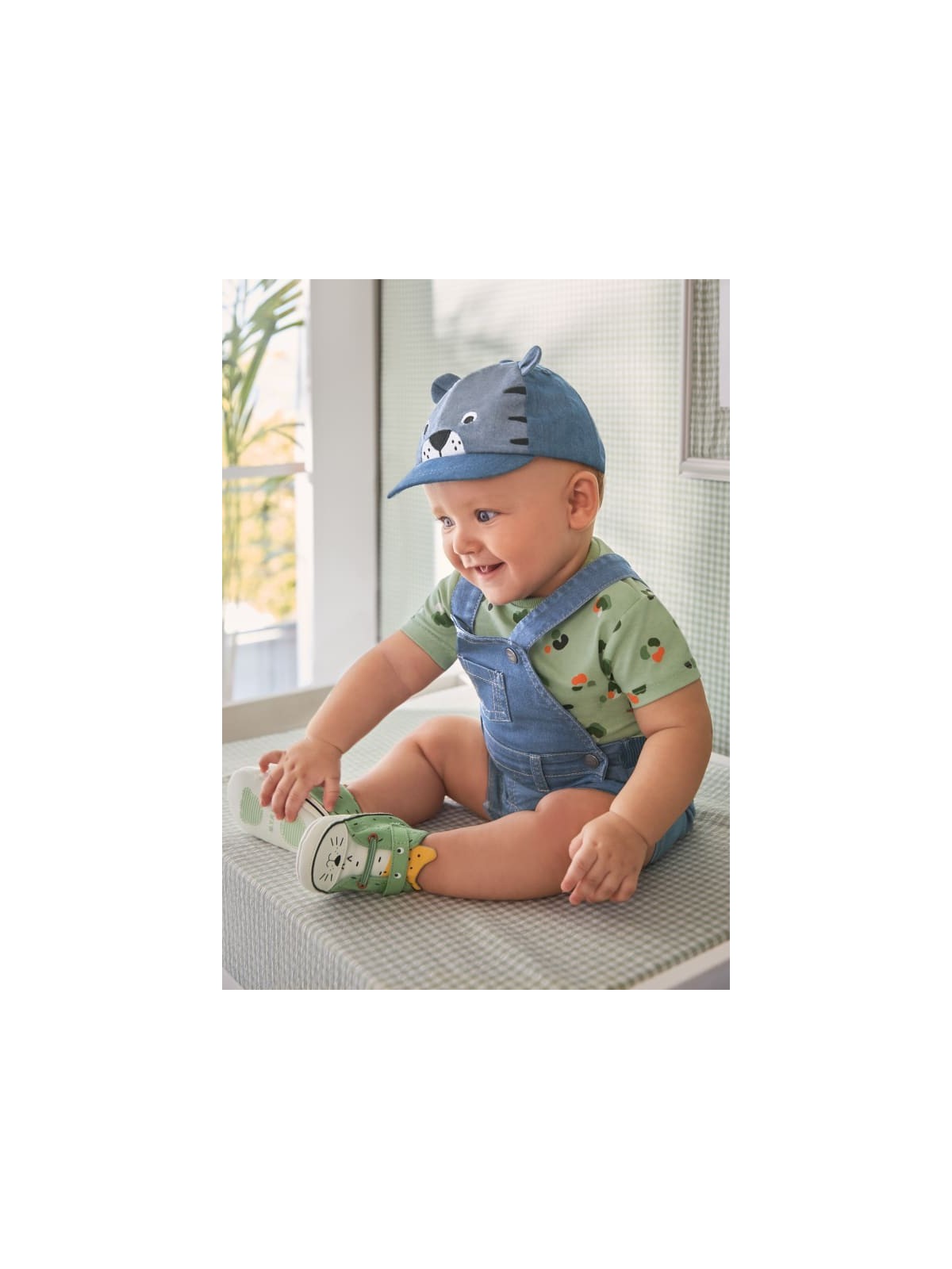 MAYORAL NEWBORN SPODENKI OGRODNICZKI DLA CHŁOPCA  PLUS BLUZKA 1628