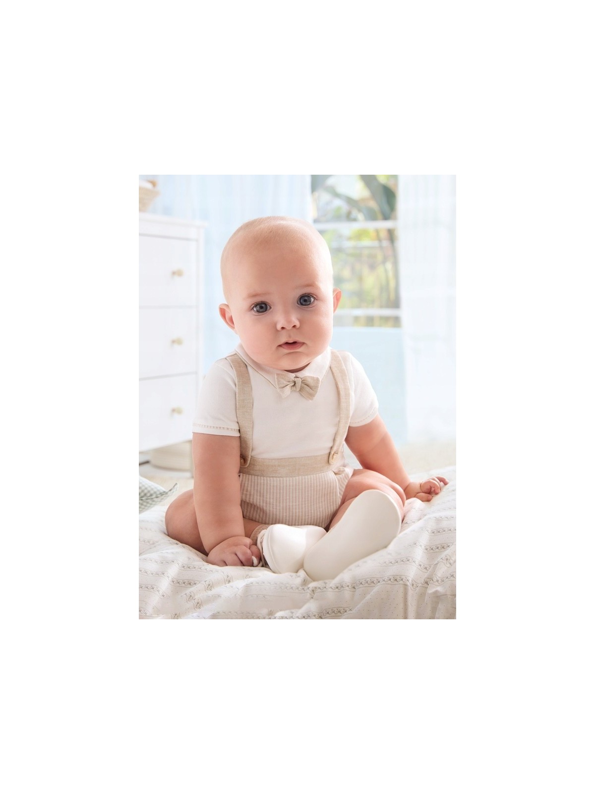 MAYORAL NEWBORN PAJAC RAMPERS Z MUSZKĄ  DLA CHŁOPCA BEŻ PASECZKI 1636/95