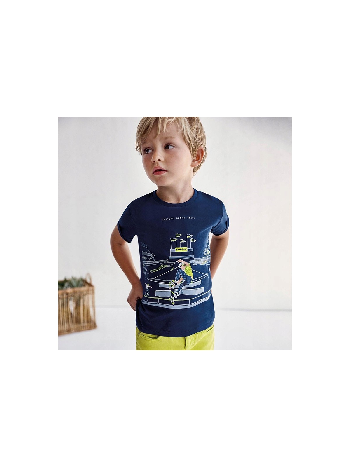 MAYORAL T-SHIRT BLUZKA KOSZULKA NA KRÓTKI RĘKAW DLA CHŁOPCA ŚWIECĄCA W CIEMNOŚĆI 3040/54