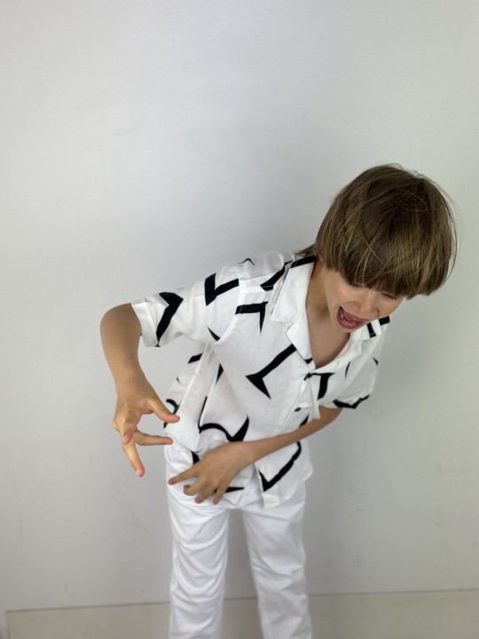 GIOVANNI PERA KOSZULA NA KRÓTKI RĘKAW DLA CHŁOPCA BIAŁO CZARANA GP/30