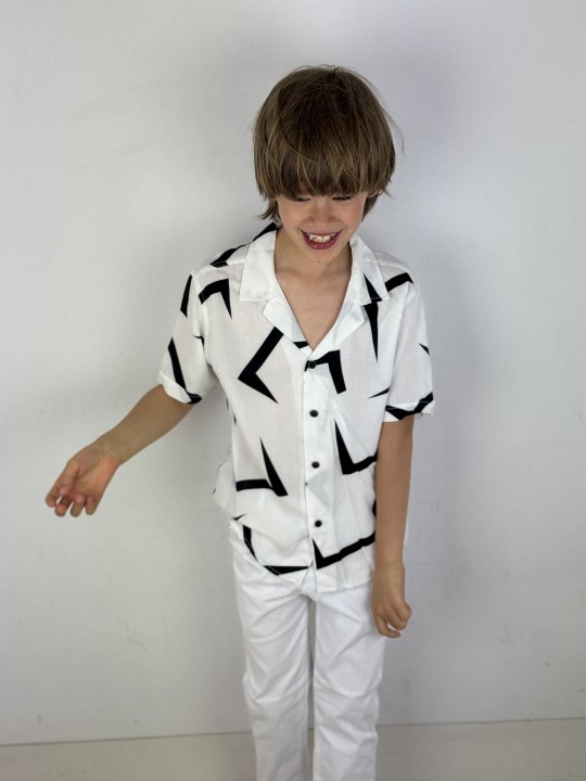 GIOVANNI PERA KOSZULA NA KRÓTKI RĘKAW DLA CHŁOPCA BIAŁO CZARANA GP/30