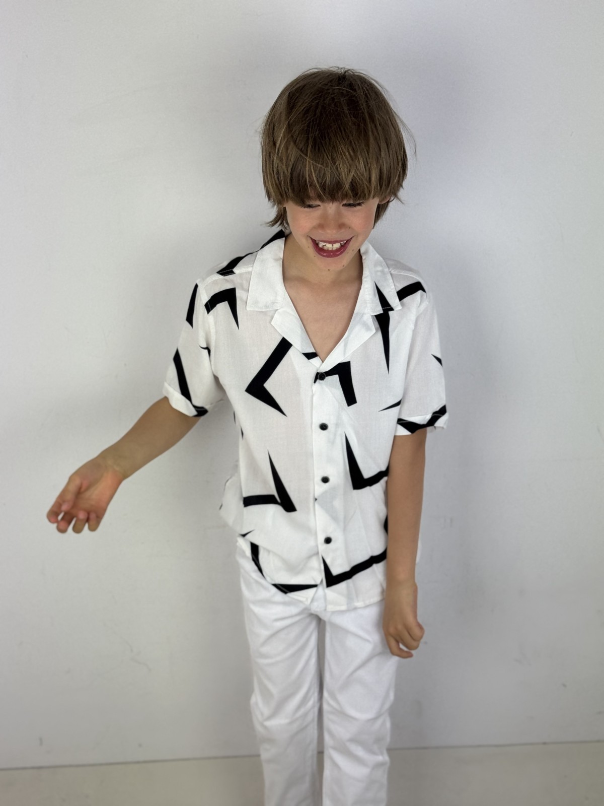 GIOVANNI PERA KOSZULA NA KRÓTKI RĘKAW DLA CHŁOPCA BIAŁO CZARANA GP/30