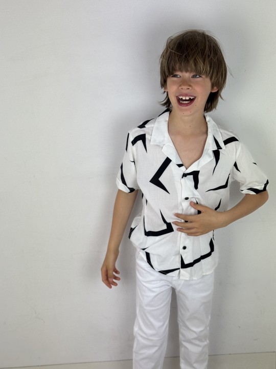 GIOVANNI PERA KOSZULA NA KRÓTKI RĘKAW DLA CHŁOPCA BIAŁO CZARANA GP/30