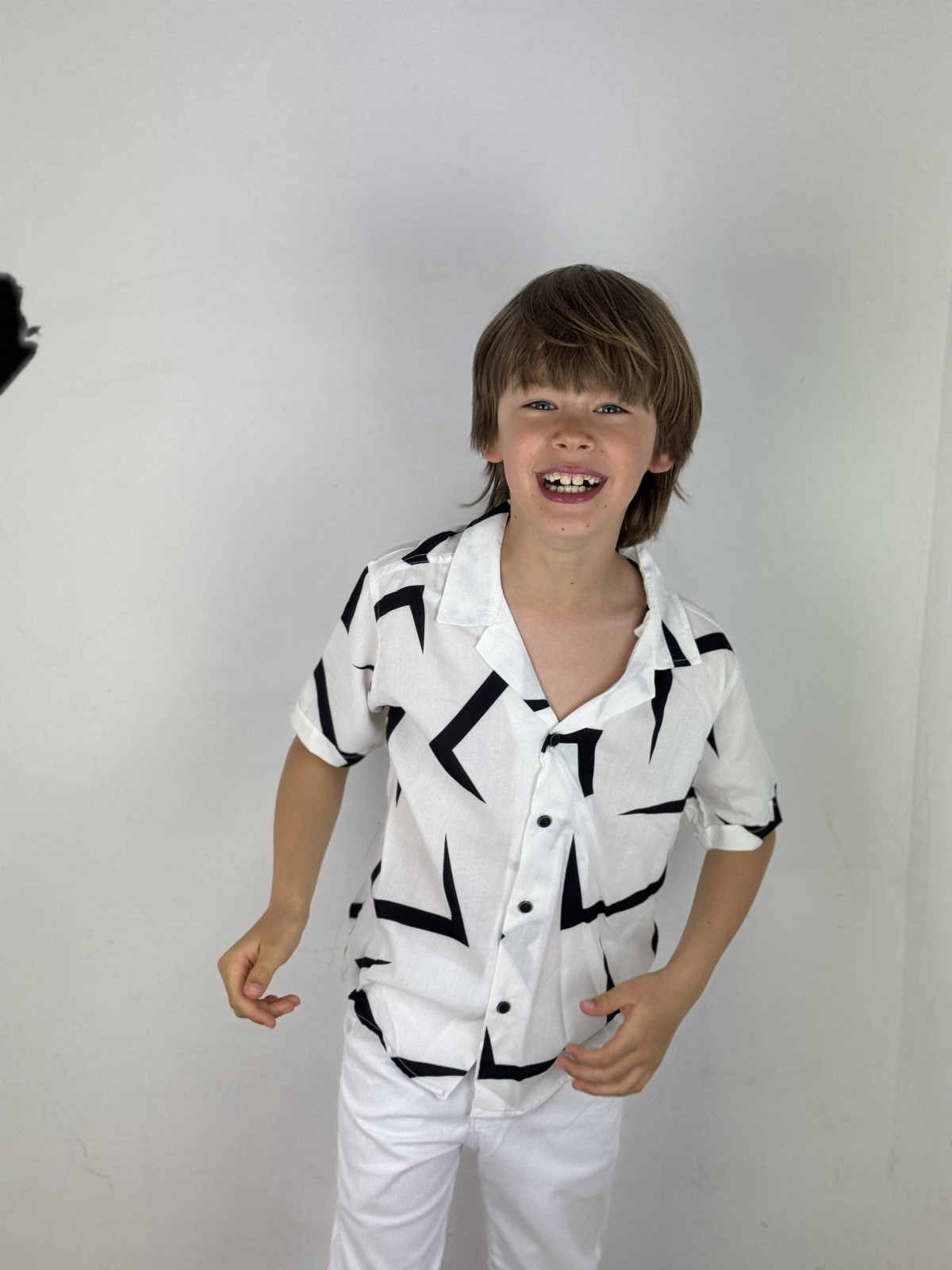 GIOVANNI PERA KOSZULA NA KRÓTKI RĘKAW DLA CHŁOPCA BIAŁO CZARANA GP/30