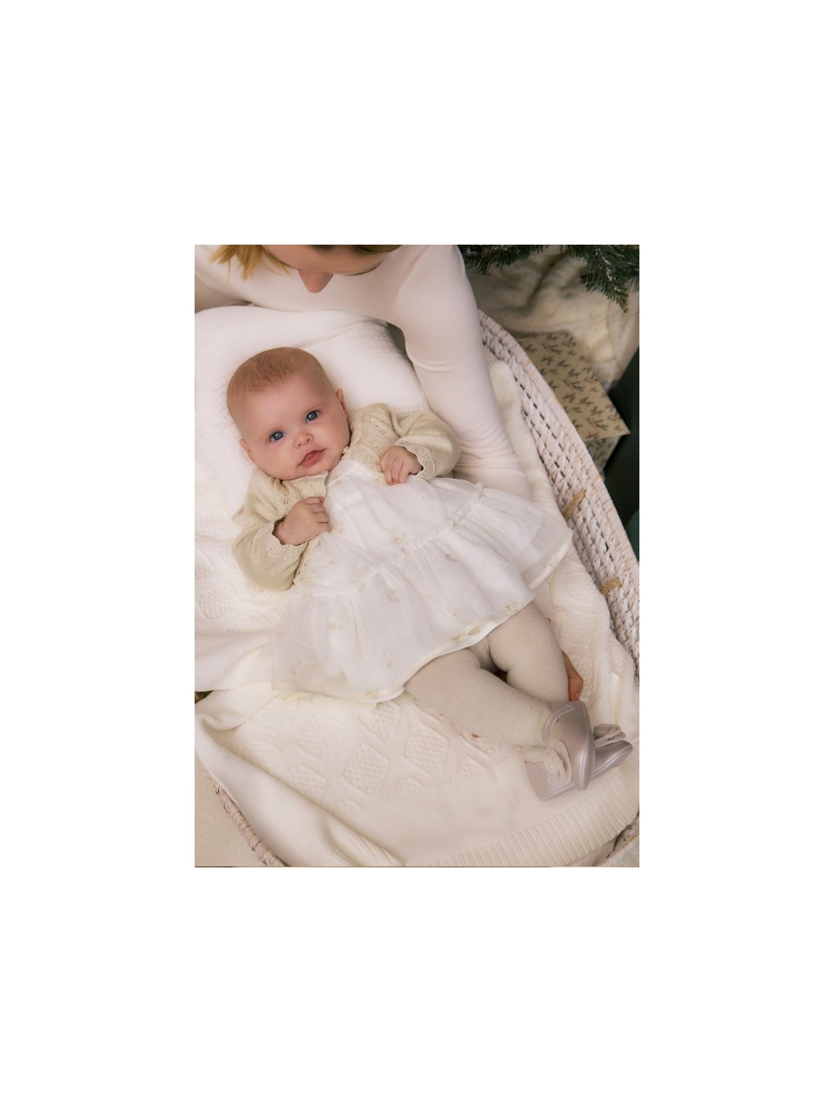 MAYORAL NEWBORN SUKIENKA WIZYTOWA TIUL KREMOWA  W ZŁOTE KWIATKI 2817/39