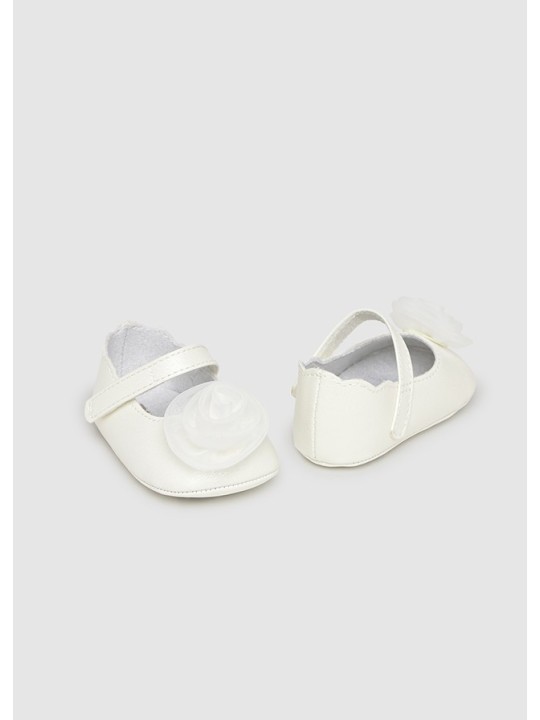 MAYORAL NEWBORN BUTY BUCIKI NIECHODKI DLA DZIEWCZYNKI  KWIATEK PANTOFELKI 9960/81