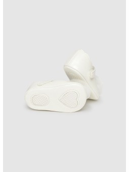 MAYORAL NEWBORN BUTY BUCIKI NIECHODKI DLA DZIEWCZYNKI  KWIATEK PANTOFELKI 9960/81