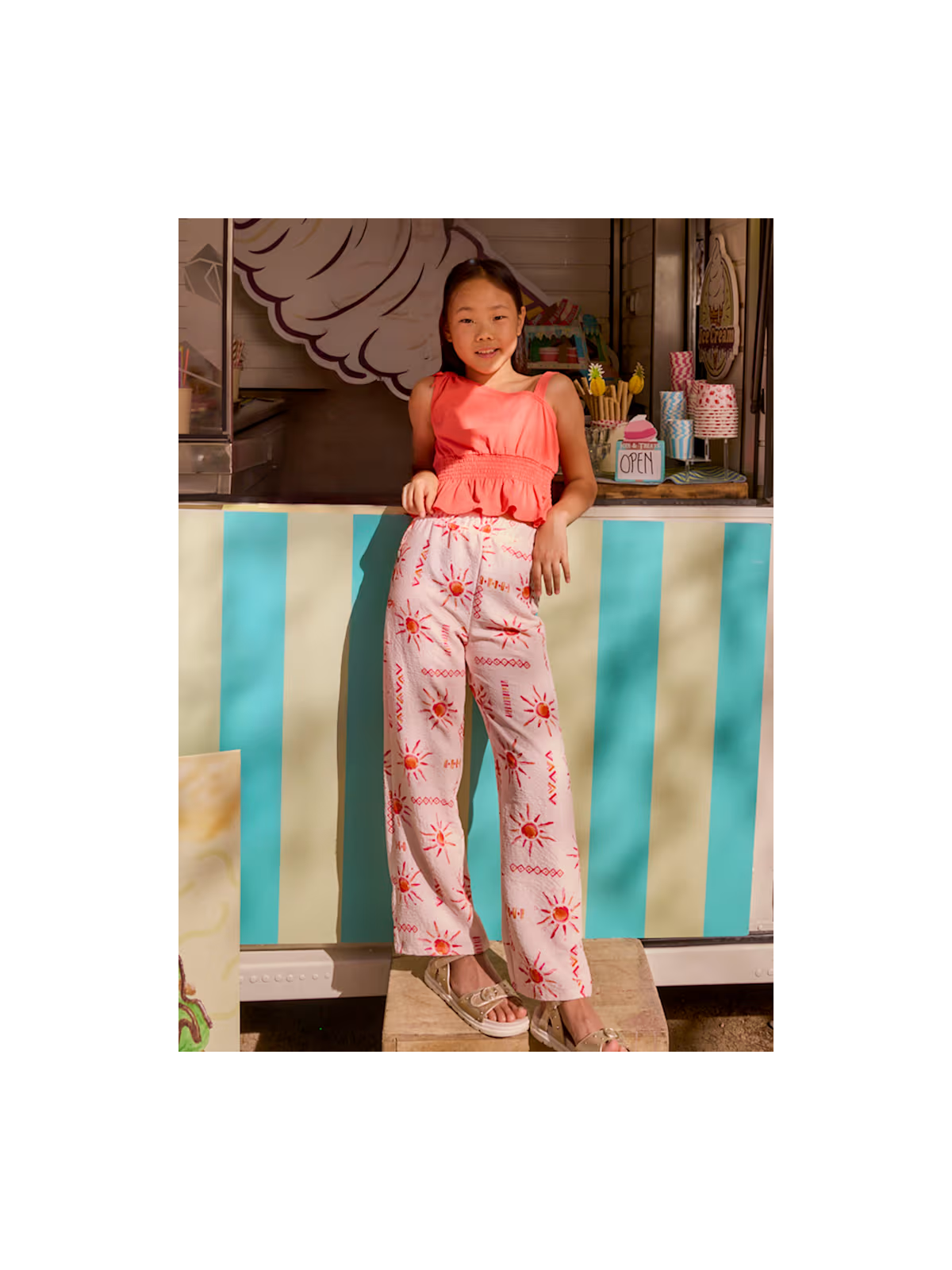 MAYORAL KOMPLET LETNI  DLA DZIEWCZYNKI TOP NA JEDNO RAMIĘ PLUS SPODNIE 6561/19