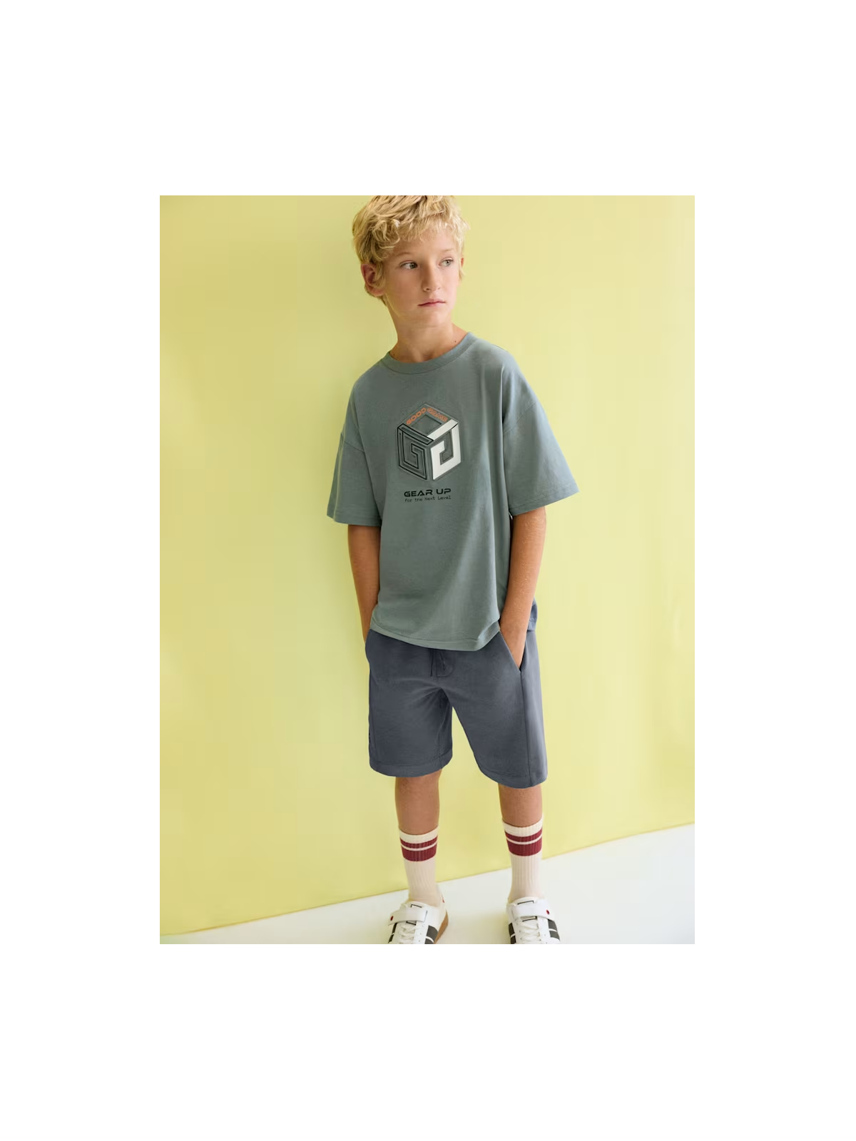 MAYORAL NUKUTAVAKE KOMPLET DLA CHŁOPCA SPODENKI PLUS KOSZULKA 6690/43