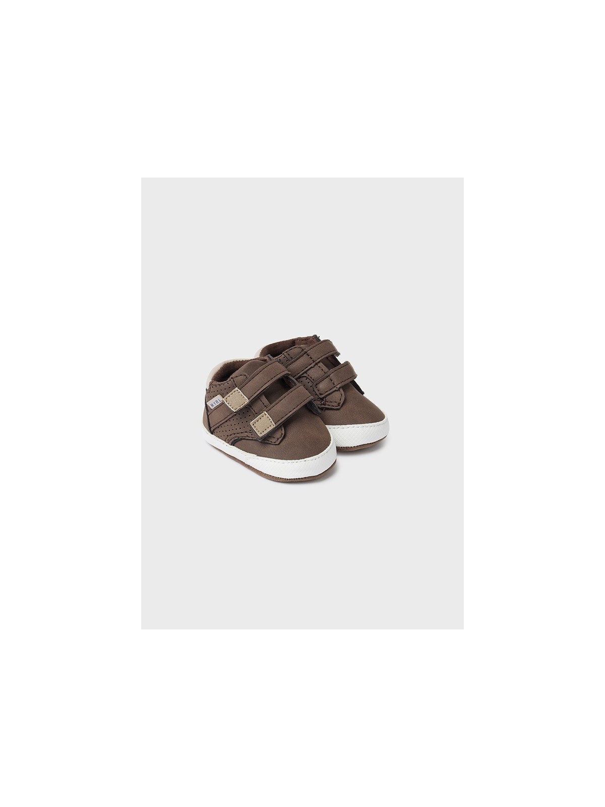 MAYORAL NEWBORN BUTY BUCIKI NIECHODKI DLA CHŁOPCA TRAMPKI BRĄZ 9683/27