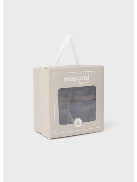 BUTY TRAMPKI MAYORAL