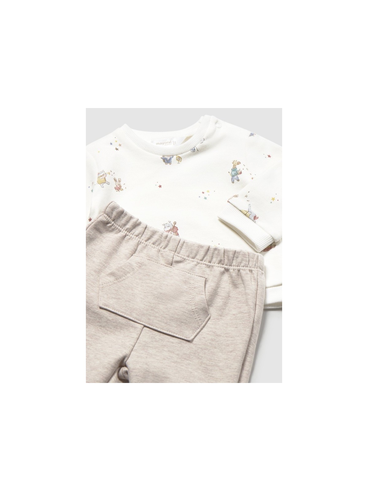 MAYORAL NEWBORN KOMPLET DLA CHŁOPCA BLUZA KREMOWA W NADRUKI PLUS BEŻOWE SPODNIE DRESOWE 2666/36