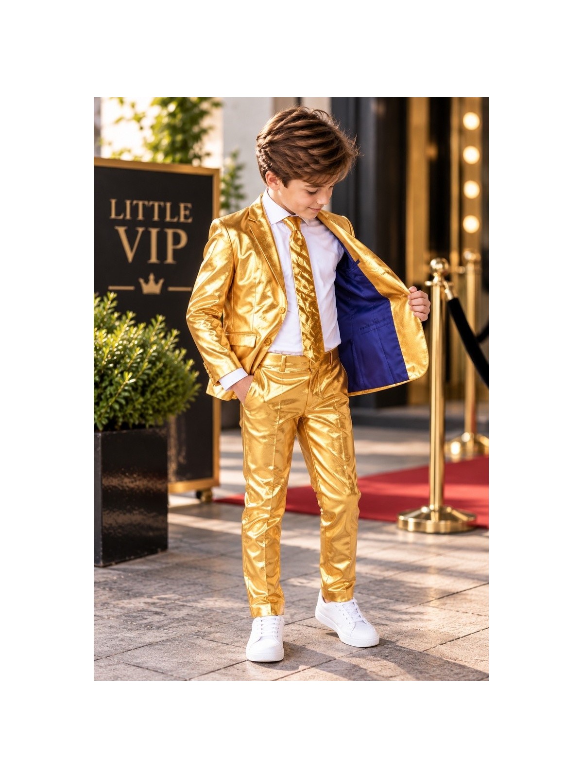OPPOSUITS ZŁOTY GARNITUR CHŁOPIĘCY 3-CZĘŚCIOWY MARYNARKA , SPODNIE I KRAWAT GROOVY GOLD  OSBO-1009
