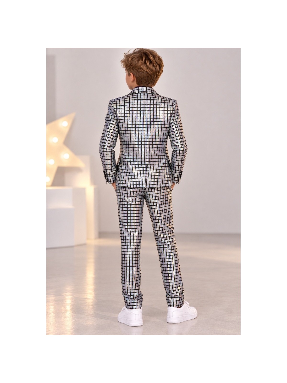 OPPOSUITS GARNITUR DLA CHŁOPCA HOLOGRAFICZNY SREBRNY DISCOBALLER 3-CZĘŚCIOWY MARYNARKA , SPODNIE I KRAWAT OSTB-1008-US