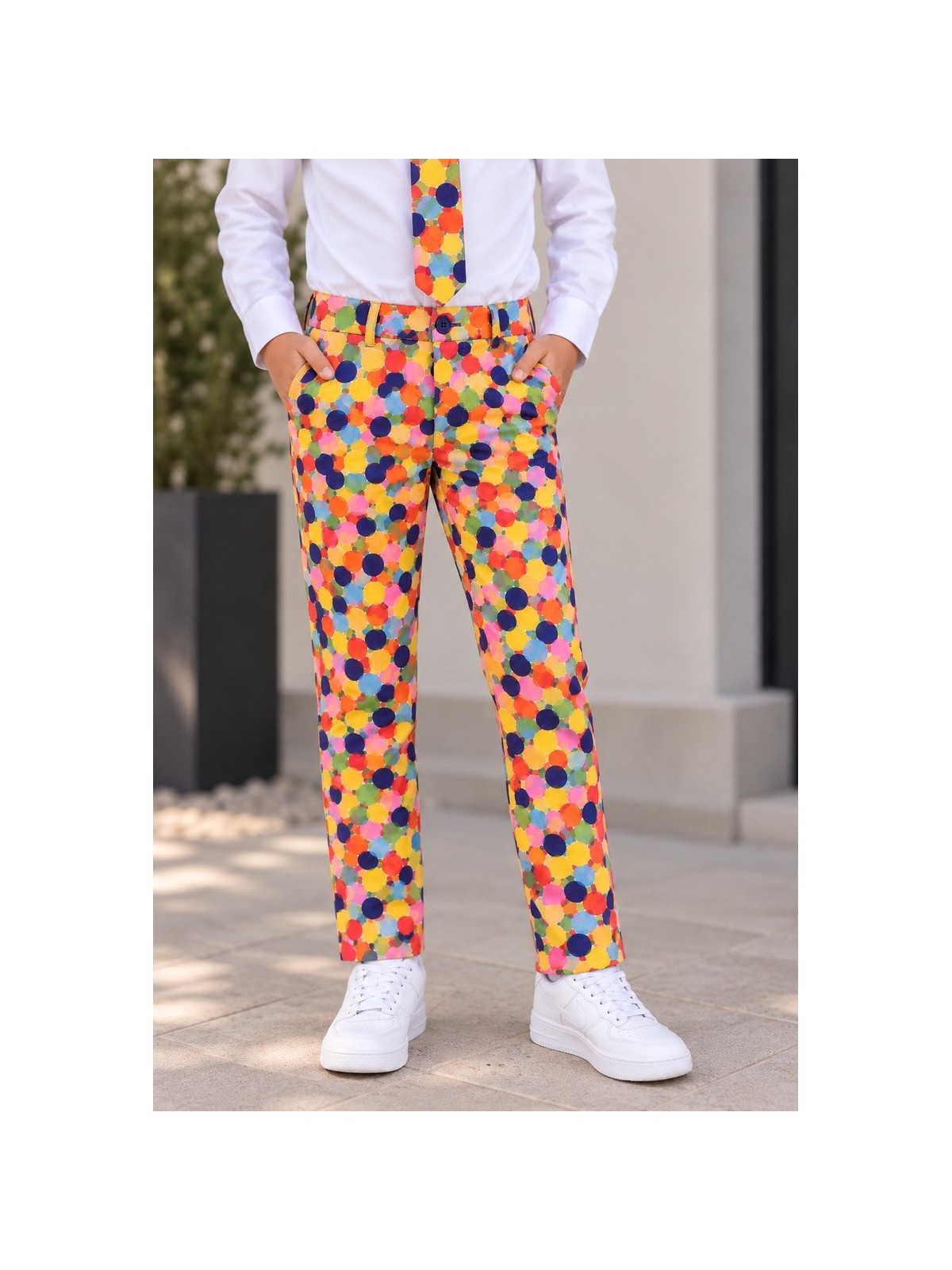 OPPOSUITS KOLOROWY  GARNITUR CHŁOPIĘCY CONFETTERONI 3-CZĘŚCIOWY MARYNARKA , SPODNIE I KRAWAT OSBO-1003