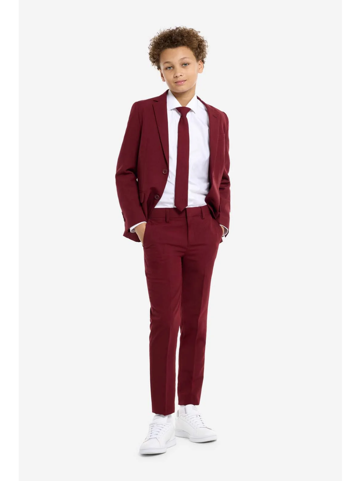 OPPOSUITS GARNITUR CHŁOPIĘCY BORDOWY GŁADKI BLAZING BURGUNDY  3-CZĘŚCIOWY MARYNARKA , SPODNIE I KRAWAT OSTB-1011