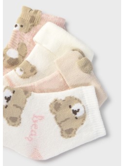 MAYORAL NEWBORN ZESTAW 4 PAR SKARPETEK NIEMOWLĘCYCH Z MOTYWEM MISIA 9112/64