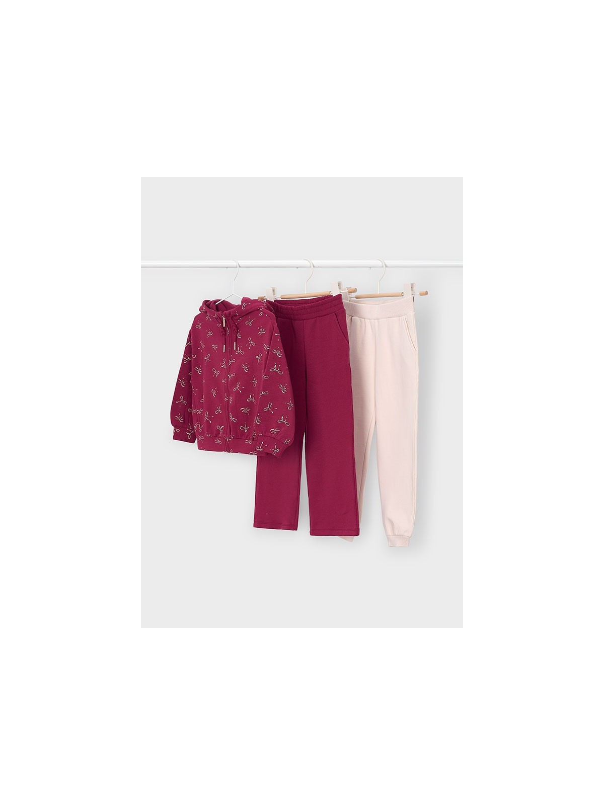 MAYORAL TRZYCZĘSCIOWY DRES MAYORAL BORDOWA BLUZA ROZPINANA W KOKARDKI I SPODNIE DRESOWE 4813/66