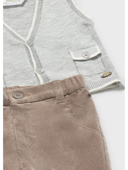 MAYORAL NEWBORN  KOMPLET DLA CHŁOPCA KOSZULA BODY KAMIZELKA SPODNIE SZTRUKS 2582/39