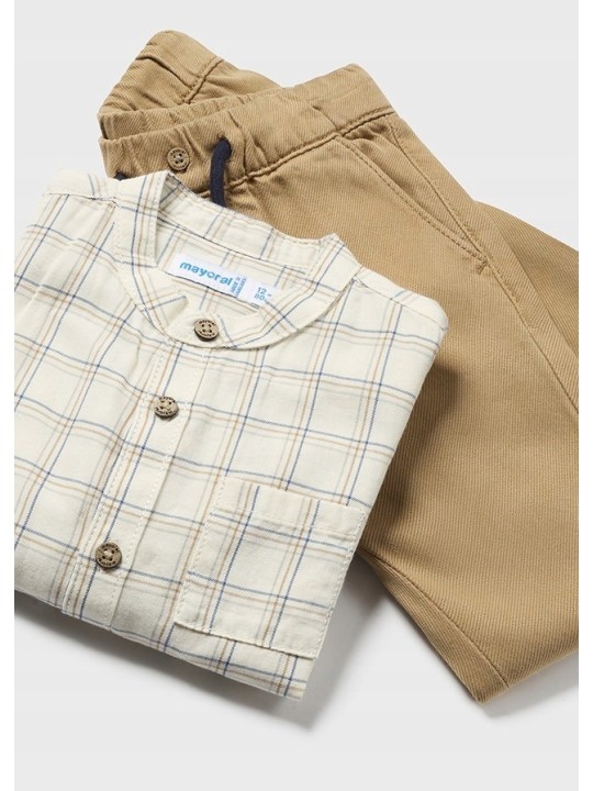 MAYORAL NEWBORN  KOMPLET DLA CHŁOPCA KOSZULA W KARTKĘ  BEŻ SPODNIE BRĄZ 2545/76