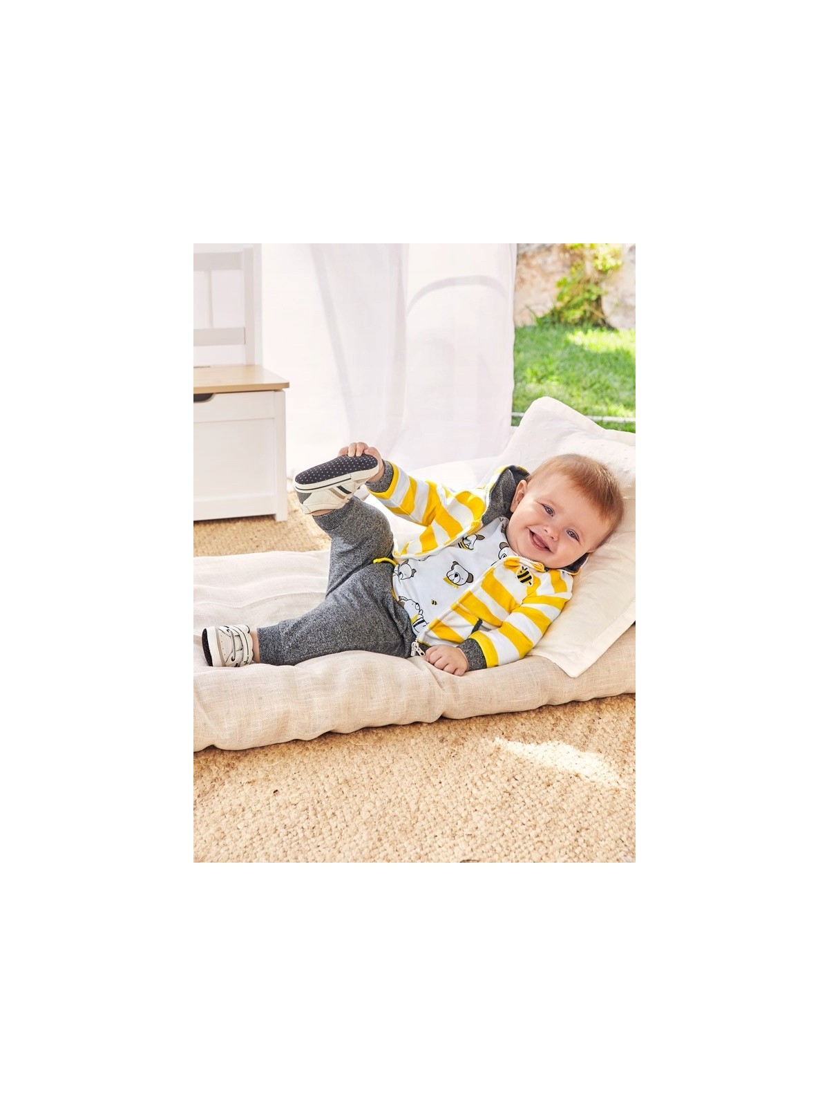 MAYORAL NEWBORN KOMPLET DRES DLA CHŁOPCA BLUZA Z KAPTUREM ROZPINANA KOSZULKA W PIESKI SPODNIE SZARE 1863/39