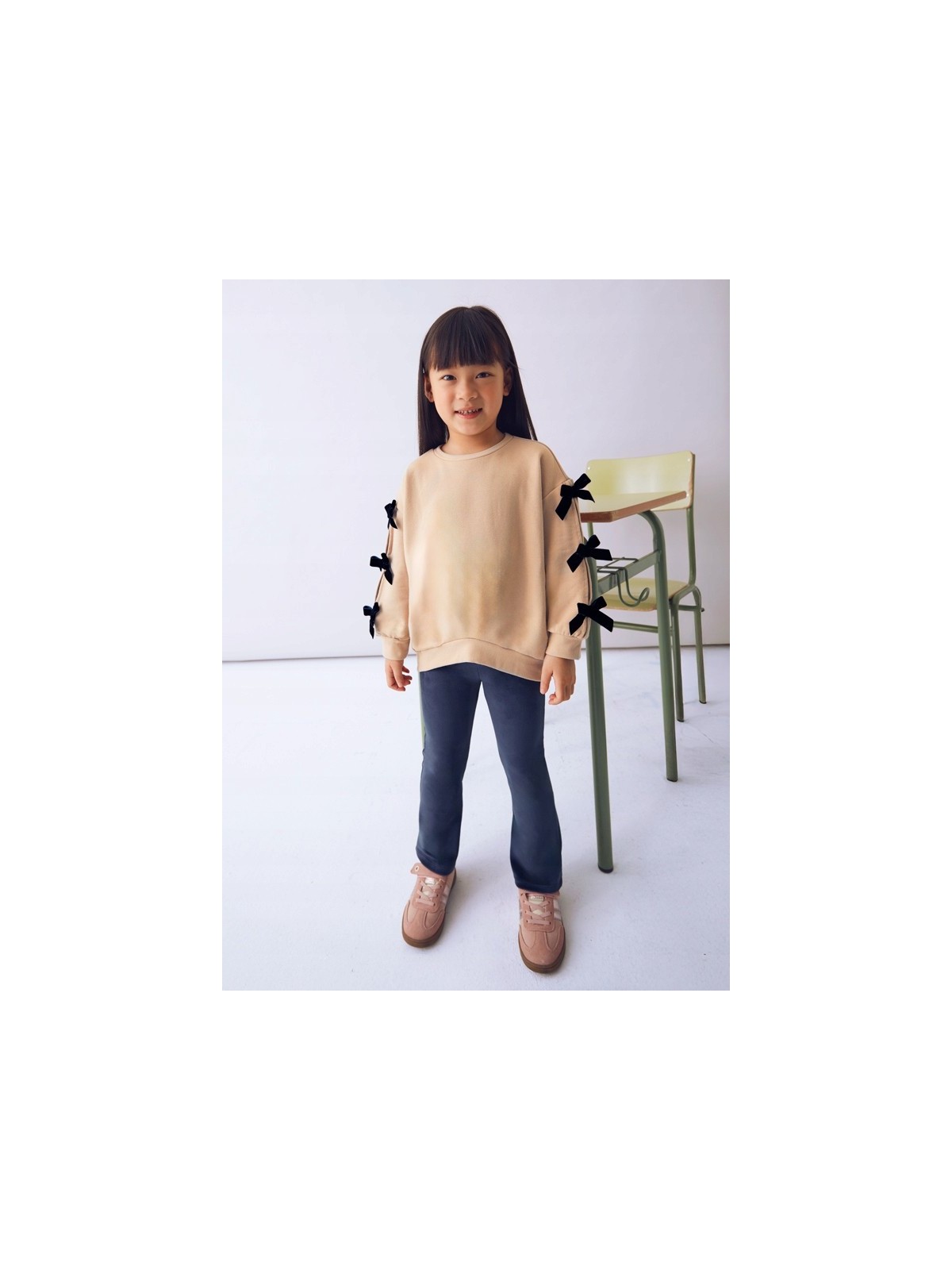 MAYORAL KOMPLET DLA DZIEWCZYNKI BLUZA NA DŁUGI RĘKAW BEŻ KOKARDKI LEGINSY WELUR GRANAT 4725/40