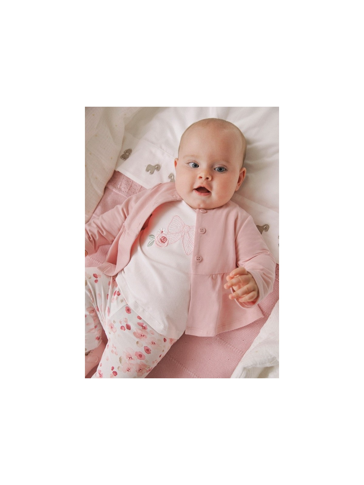 MAYORAL NEWBORN KOMPLET DRES BOLERKO ROZPINANE KOSZULKA NA KRÓTKI RĘKAW LEGINSY W KWIATKI 1761/82